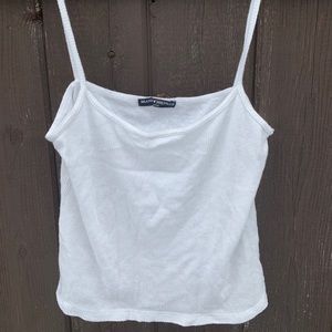 White ribbed Brandy Melville tank top🤍